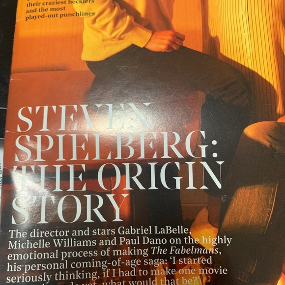 The Hollywood Reporter Steven Spielberg The Fabelmans collectible magazine - Picture 3 of 3